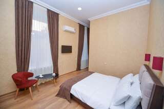 Отель Hotel Giardino di Rose Тбилиси Стандартный двухместный номер с 1 кроватью и дополнительной кроватью-3